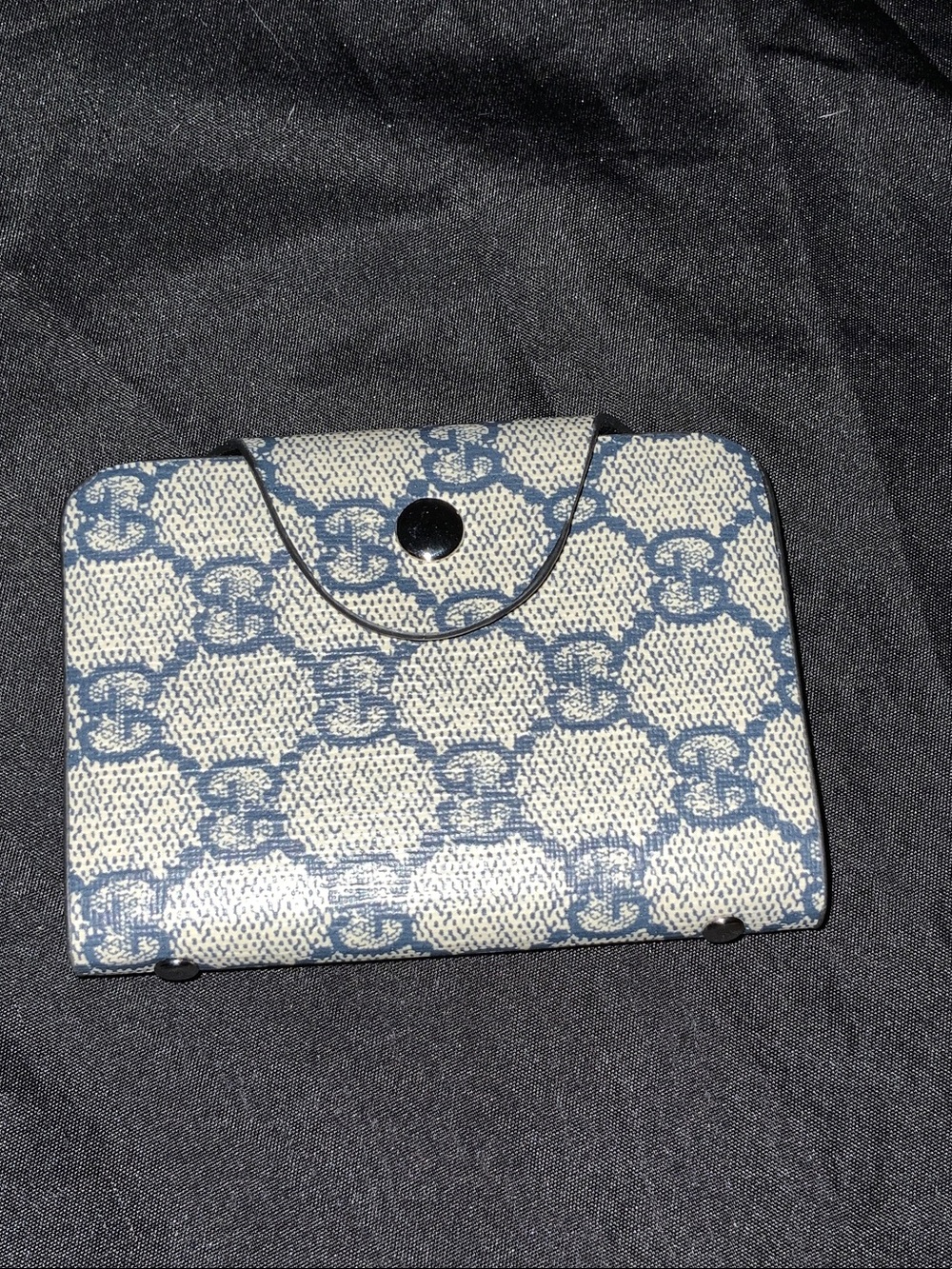 Compact Blue Patterned Snap Wallet